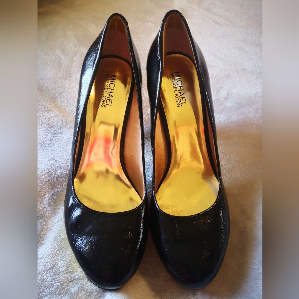 LAST CHANCE SALE Michael Kors sz 9 Platform Pump - Picture 2 of 15